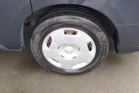 MK73HYU Renault Trafic LL30 Blue dCi 130 Sport Van Thumbnail #5