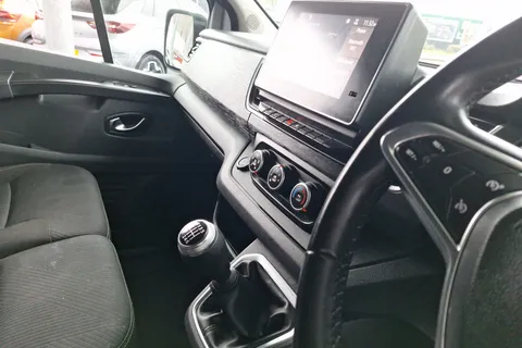 MK73HYU Renault Trafic LL30 Blue dCi 130 Sport Van Thumbnail #13