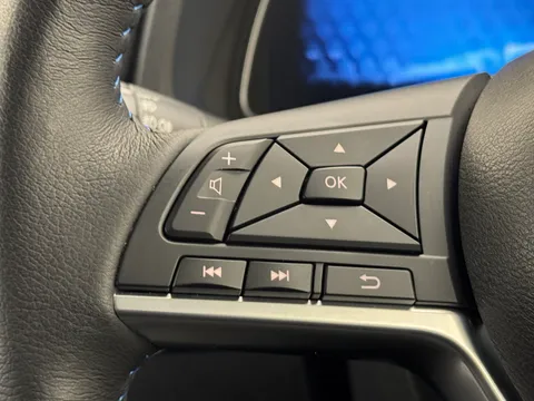 LT73DKK Nissan LEAF 110kW Tekna 39kWh 5dr Auto Thumbnail #23