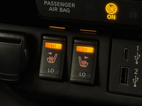 LT73DKK Nissan LEAF 110kW Tekna 39kWh 5dr Auto Thumbnail #28