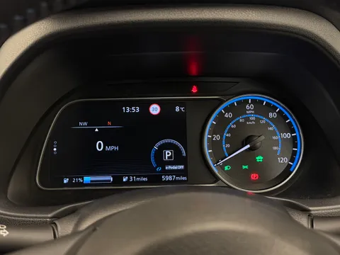 LT73DKK Nissan LEAF 110kW Tekna 39kWh 5dr Auto Thumbnail #30