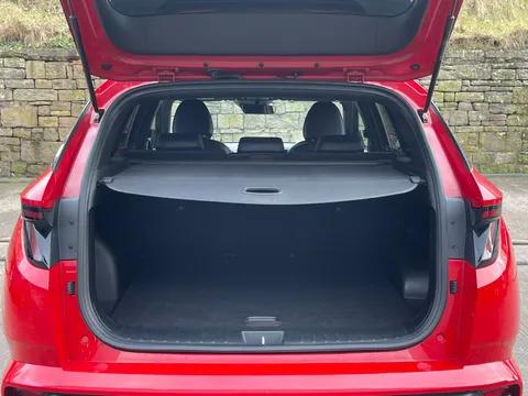 MW22OTZ Hyundai Tucson 1.6 TGDi Hybrid 230 N Line 5dr 2WD Auto Thumbnail #16