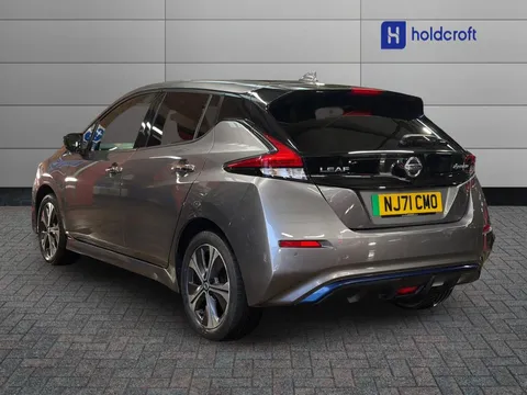 NJ71CMO Nissan LEAF 160kW e+ N-Connecta 62kWh 5dr Auto Thumbnail #4