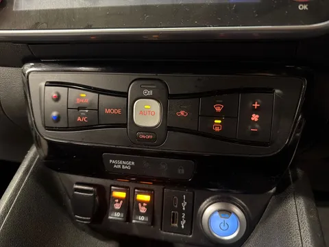 NJ71CMO Nissan LEAF 160kW e+ N-Connecta 62kWh 5dr Auto Thumbnail #26