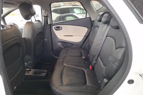 DE19VGR Renault Captur 0.9 TCE 90 GT Line 5dr Thumbnail #10