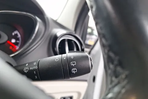 DE19VGR Renault Captur 0.9 TCE 90 GT Line 5dr Thumbnail #15