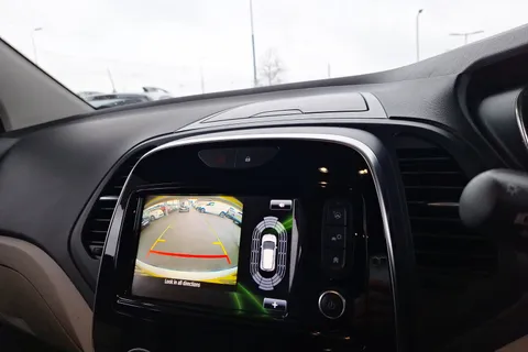 DE19VGR Renault Captur 0.9 TCE 90 GT Line 5dr Thumbnail #20