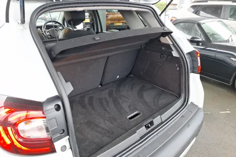 DE19VGR Renault Captur 0.9 TCE 90 GT Line 5dr Thumbnail #28