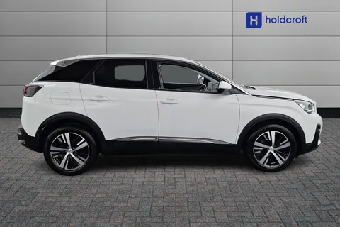 DE68OBW Peugeot 3008 1.5 BlueHDi Allure 5dr Thumbnail #6