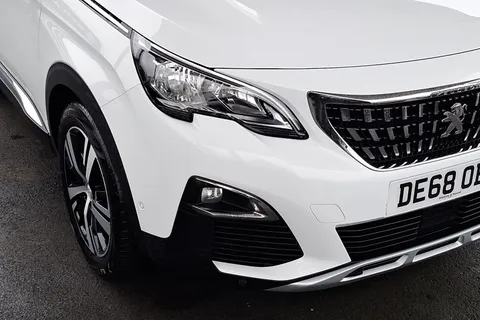 DE68OBW Peugeot 3008 1.5 BlueHDi Allure 5dr Thumbnail #40