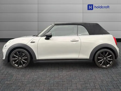 YP66HLO Mini Convertible 1.5 Cooper D 2dr Thumbnail #7