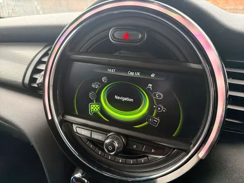 YP66HLO Mini Convertible 1.5 Cooper D 2dr Thumbnail #17