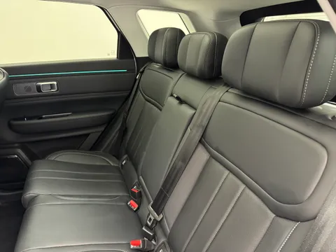 DF25UTE Jaecoo 7 1.5T SHS Luxury 5dr Auto Thumbnail #9