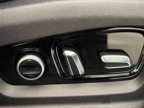 DF25UTE Jaecoo 7 1.5T SHS Luxury 5dr Auto Thumbnail #17