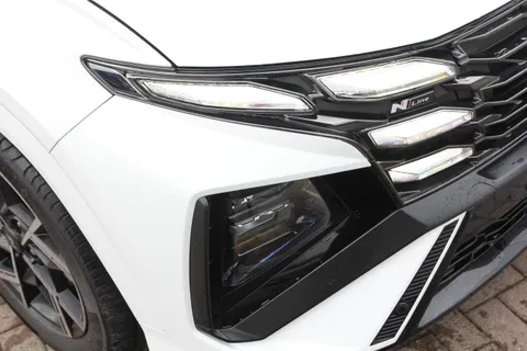 MV75XDN Hyundai Tucson 1.6T Hybrid N Line 5dr Auto Thumbnail #4