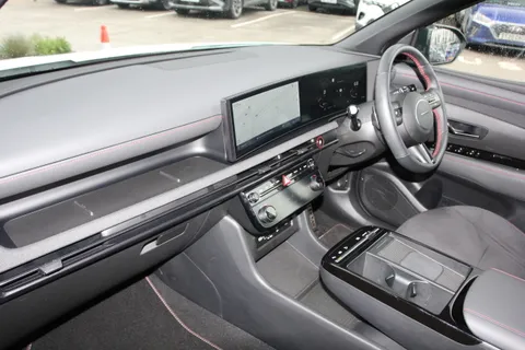 MV75XDN Hyundai Tucson 1.6T Hybrid N Line 5dr Auto Thumbnail #9