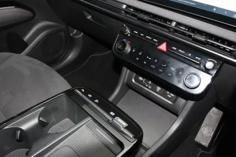 MV75XDN Hyundai Tucson 1.6T Hybrid N Line 5dr Auto Thumbnail #26