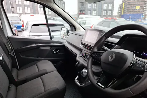 BD25JNX Renault Trafic SL30 90kW 52kWh Advance Van Auto Thumbnail #13