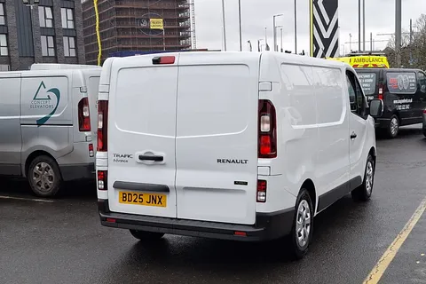 BD25JNX Renault Trafic SL30 90kW 52kWh Advance Van Auto Thumbnail #26