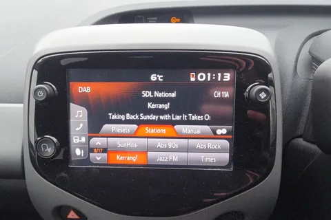 DT69HJX Toyota AYGO 1.0 VVT-i X-Trend 5dr Thumbnail #20