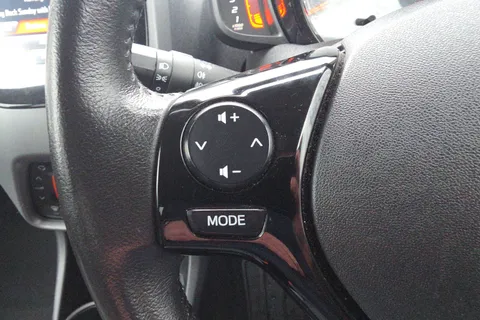 DT69HJX Toyota AYGO 1.0 VVT-i X-Trend 5dr Thumbnail #23