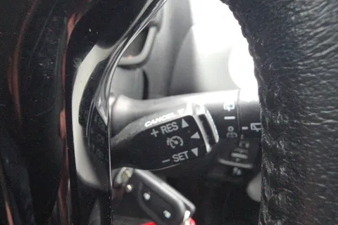 DT69HJX Toyota AYGO 1.0 VVT-i X-Trend 5dr Thumbnail #25