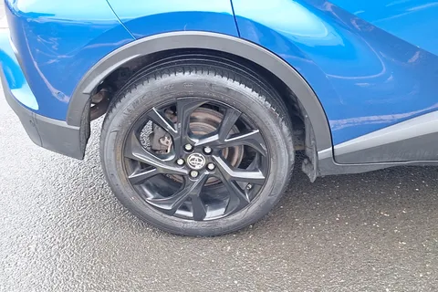 FL19ZKT Toyota C-HR 1.2T Dynamic 5dr Thumbnail #5