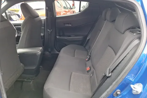 FL19ZKT Toyota C-HR 1.2T Dynamic 5dr Thumbnail #10