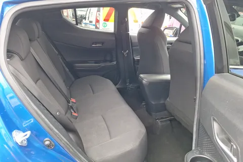 FL19ZKT Toyota C-HR 1.2T Dynamic 5dr Thumbnail #33