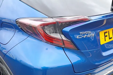 FL19ZKT Toyota C-HR 1.2T Dynamic 5dr Thumbnail #17