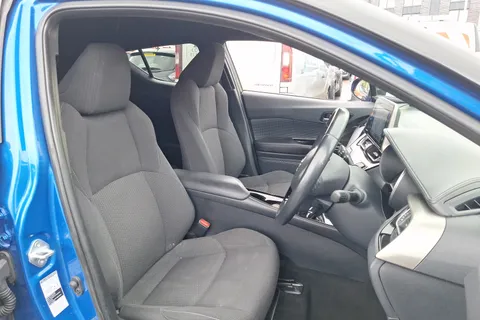 FL19ZKT Toyota C-HR 1.2T Dynamic 5dr Thumbnail #35