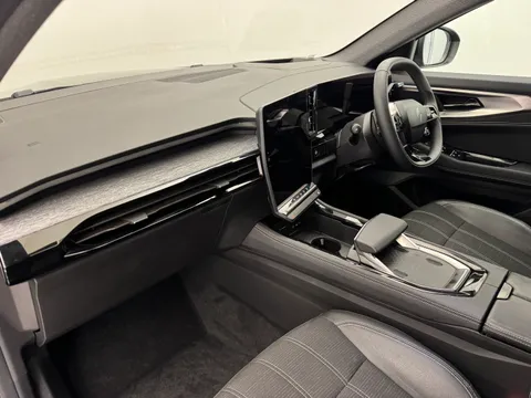 12 of 31 for RENAULT AUSTRAL E-Tech Full Hybrid Techno 5dr Auto