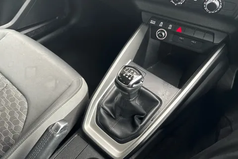 DP69MPX Audi A1 30 TFSI Sport 5dr Thumbnail #13