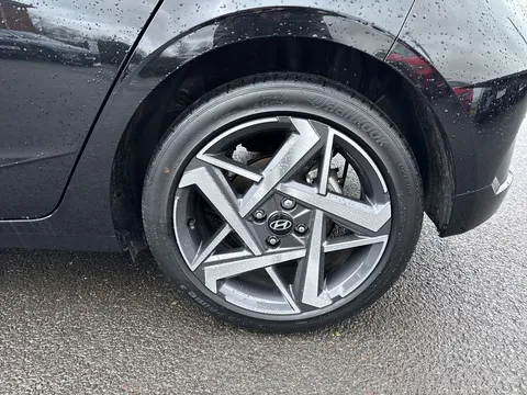 EA25YRM Hyundai i20 1.0T GDi Premium 5dr DCT Thumbnail #5