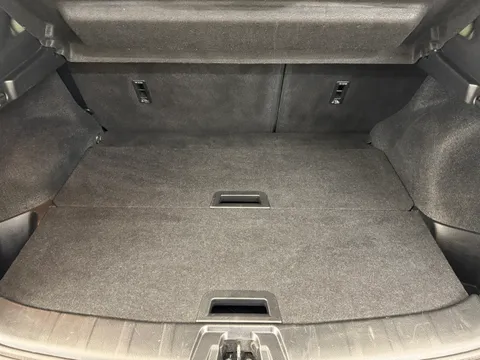 VE16NHB Nissan Qashqai 1.5 dCi Tekna 5dr Thumbnail #11