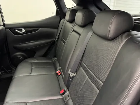 VE16NHB Nissan Qashqai 1.5 dCi Tekna 5dr Thumbnail #12