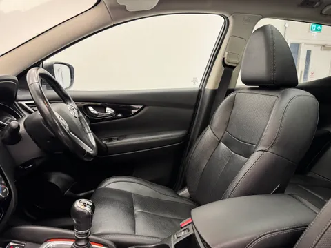 VE16NHB Nissan Qashqai 1.5 dCi Tekna 5dr Thumbnail #14