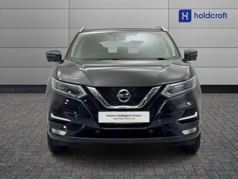 MW18WKC Nissan Qashqai 1.2 DiG-T Tekna [Glass Roof Pack] 5dr Thumbnail #2