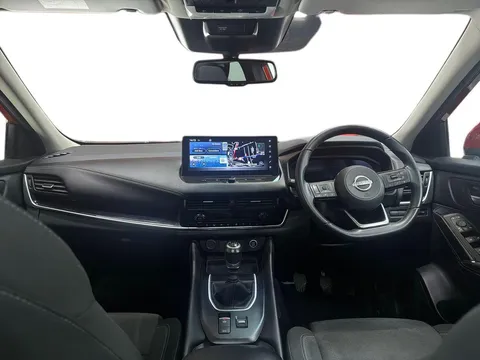 YC72VFE Nissan Qashqai 1.3 DiG-T MH N-Connecta [Glass Roof] 5dr Thumbnail #11