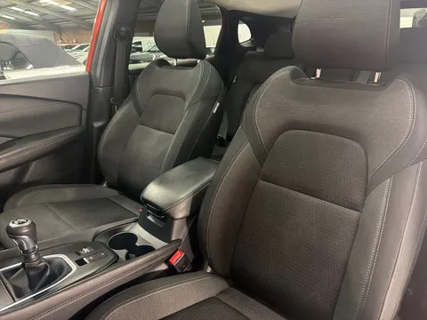 YC72VFE Nissan Qashqai 1.3 DiG-T MH N-Connecta [Glass Roof] 5dr Thumbnail #16