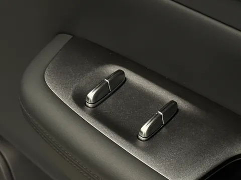 DE75VNP Jaecoo 7 1.5T SHS Luxury 5dr Auto Thumbnail #16