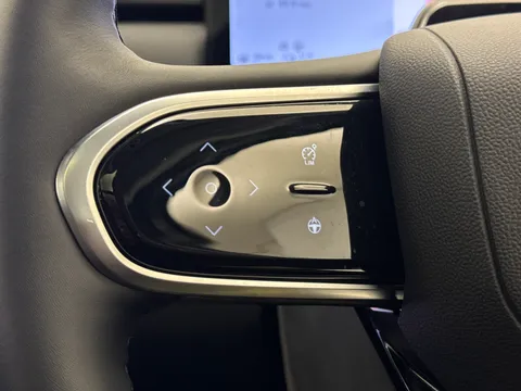 DE75VNP Jaecoo 7 1.5T SHS Luxury 5dr Auto Thumbnail #19