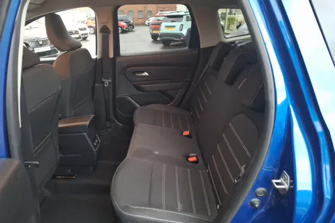 DS71FBZ Dacia Duster 1.3 TCe 130 Prestige 5dr Thumbnail #10