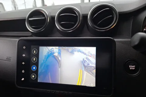 DS71FBZ Dacia Duster 1.3 TCe 130 Prestige 5dr Thumbnail #19