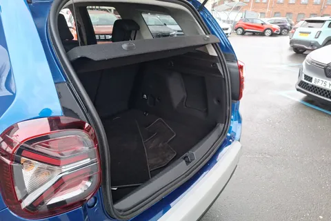 DS71FBZ Dacia Duster 1.3 TCe 130 Prestige 5dr Thumbnail #28