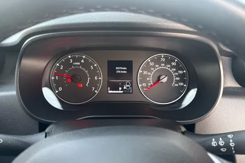 BD23UDX Dacia Duster 1.0 TCe 90 Expression 5dr Thumbnail #12