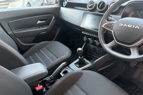 BD23UDX Dacia Duster 1.0 TCe 90 Expression 5dr Thumbnail #13