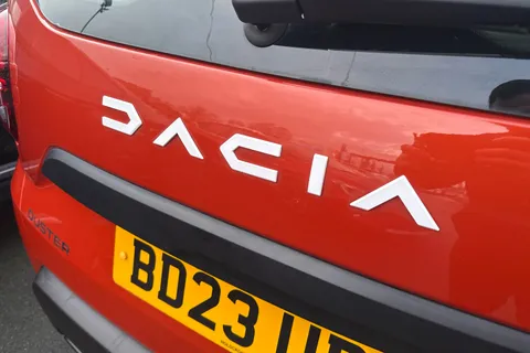 BD23UDX Dacia Duster 1.0 TCe 90 Expression 5dr Thumbnail #36