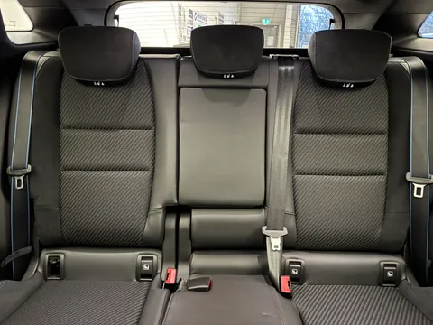 DU25VVJ Renault Austral E-Tech FHEV Iconic Esprit Alpine 5dr Auto Thumbnail #16