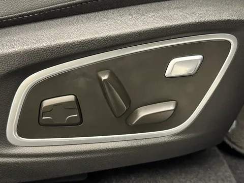 DU25VVJ Renault Austral E-Tech FHEV Iconic Esprit Alpine 5dr Auto Thumbnail #19